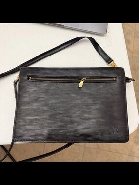 Louis Vuitton Black EPI Angian Crossbody Bag